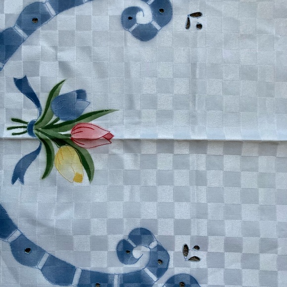 Vintage Table Furniture Cover Floral - Picture 6 of 9